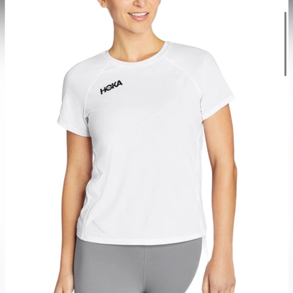 Hoka Tops - HOKA fitness Women's White Performance Top size large